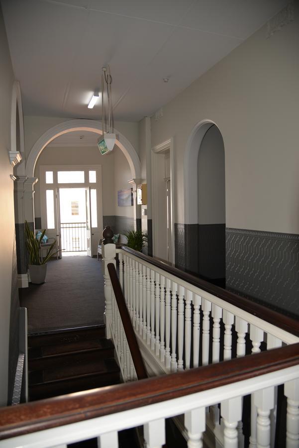 Geraldton Backpackers Hostel ภายนอก รูปภาพ