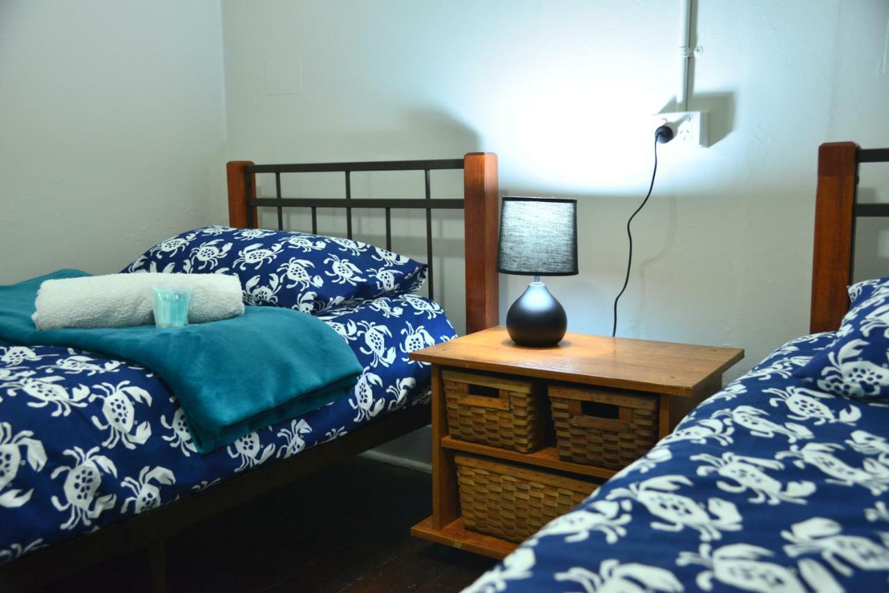 Geraldton Backpackers Hostel ภายนอก รูปภาพ